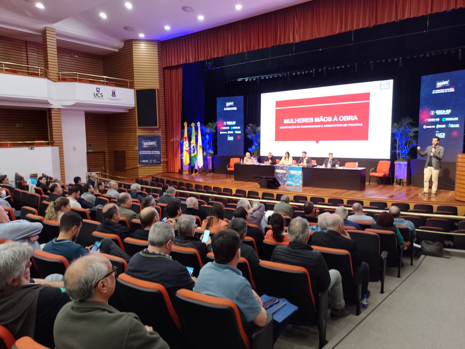 Projeto Mulheres à Obras, apresentado pelo Eng. Miguel Medina, presidente Aeap